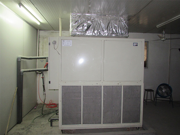 Constant temperature and humidit